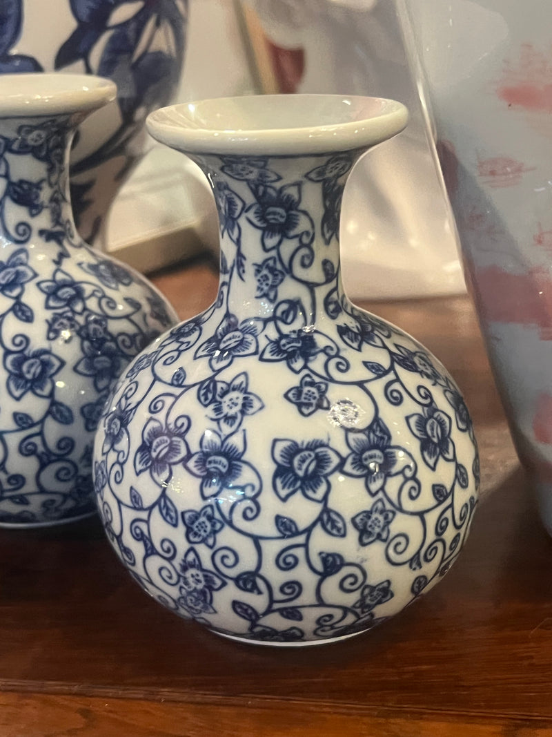 Small Blue and White Porcelain Chinoiserie Bud Vase