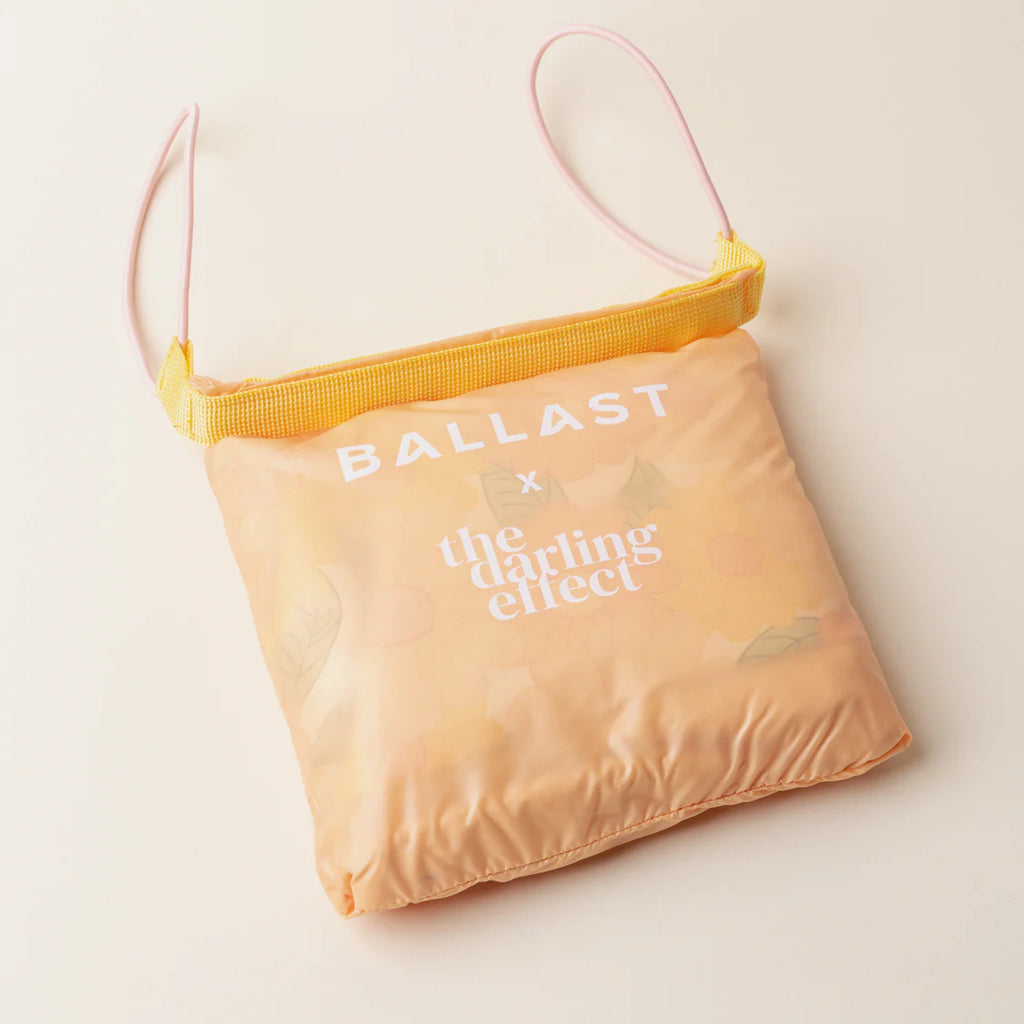 Ballast Beach Pillow-Daisy Craze Peach