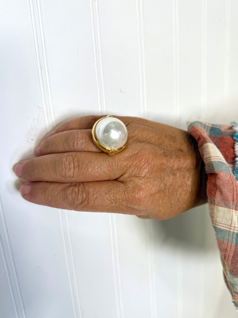 Violetta Pearl Ring