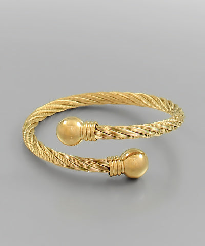 Falling For Gold Twisted Bracelet