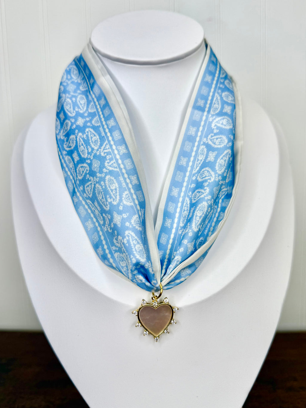 Hart Designs - Pretty Paisley Scarf Necklace
