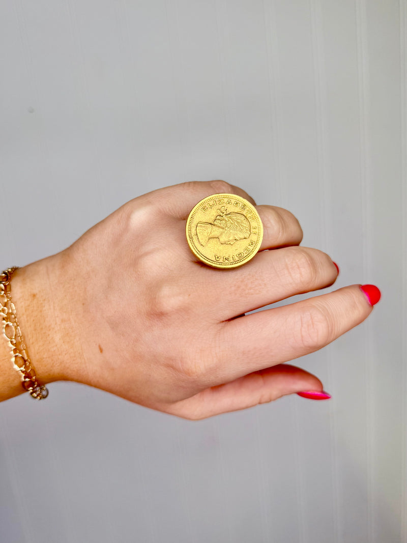 Yochi- Pretty Queen Coin Ring