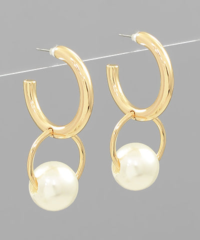 Goldilocks Pearl Dangle Hoops