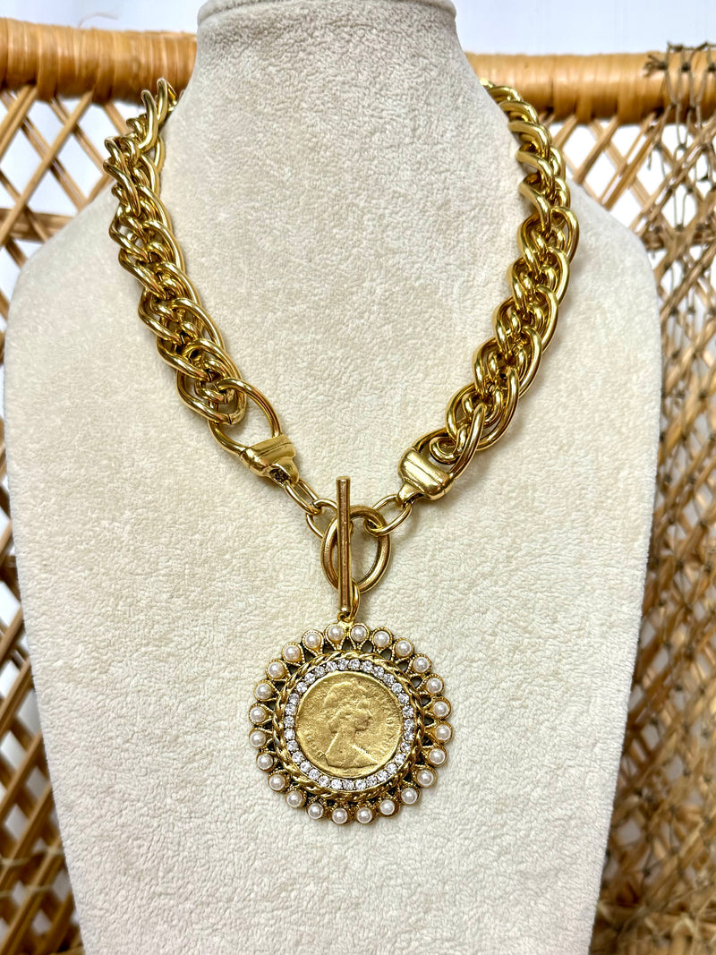 Yochi- Extravagant Beauty Coin Necklace