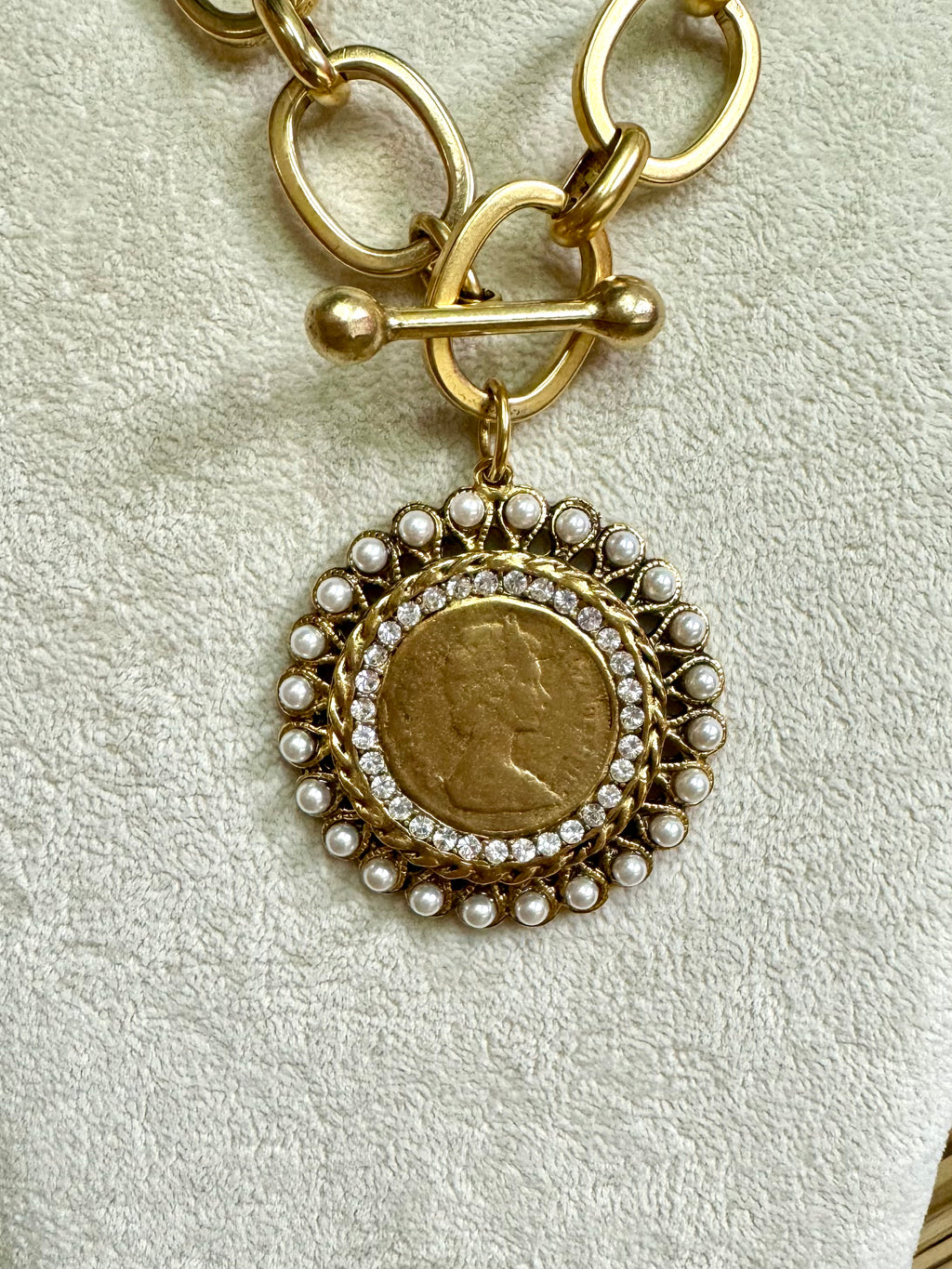 Yochi- High Queen Coin Necklace