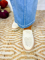 Mora-3 Ivory Loafers