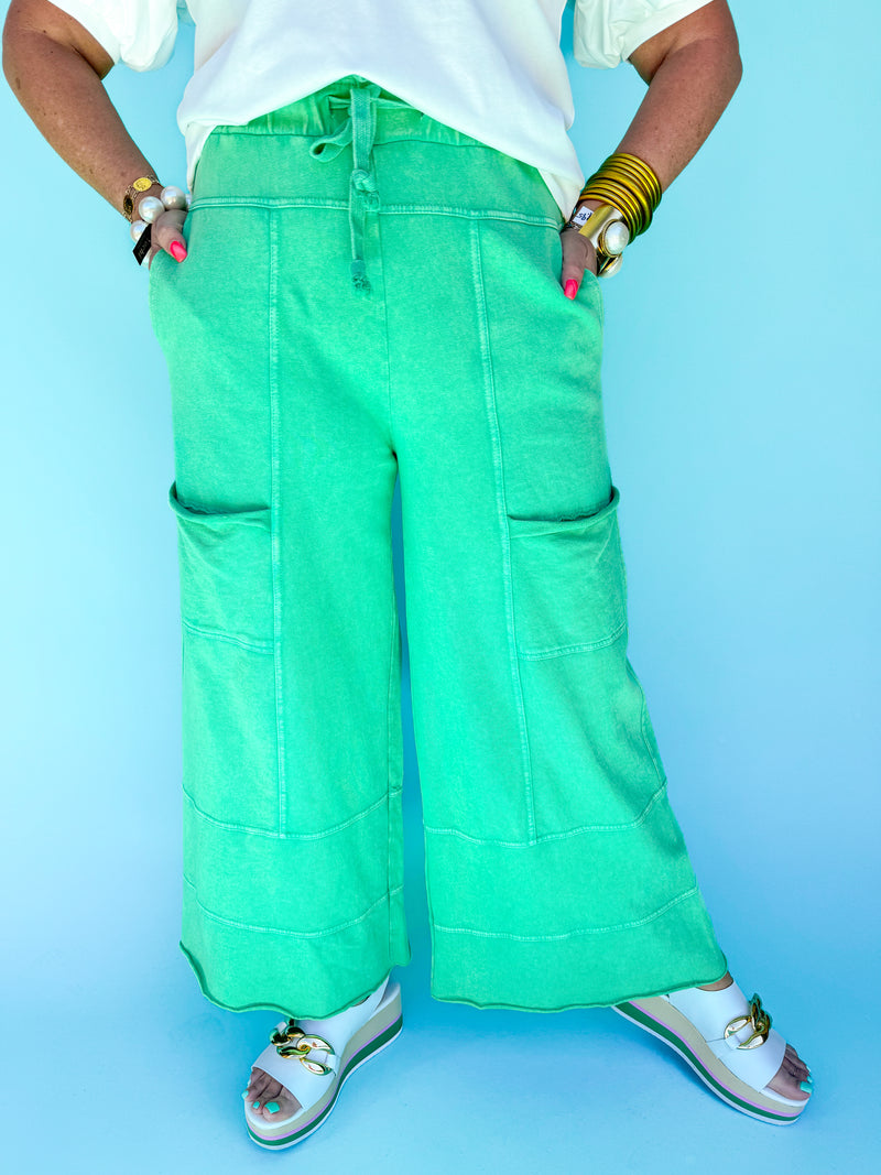 Doorbuster: Roll With Me Wide Leg Pant- Kelly