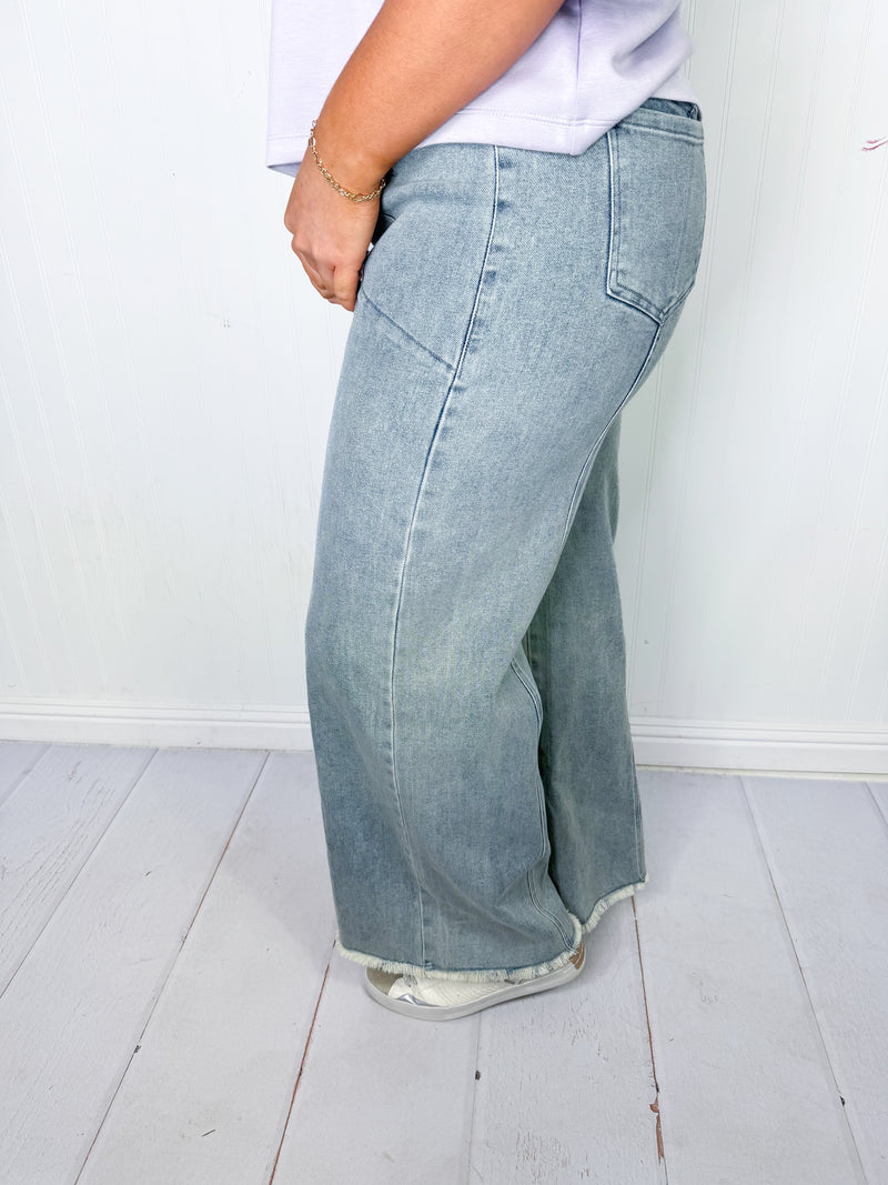 Chic Peek High Rise Jeans