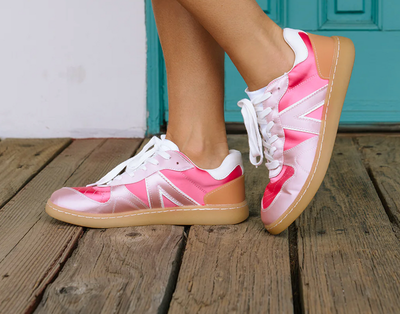 Mia- Vesta Sneaker- Pink