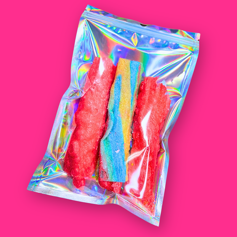 Freeze Dried - Fruit Roll-Ups Stuffed With Cotton Candy